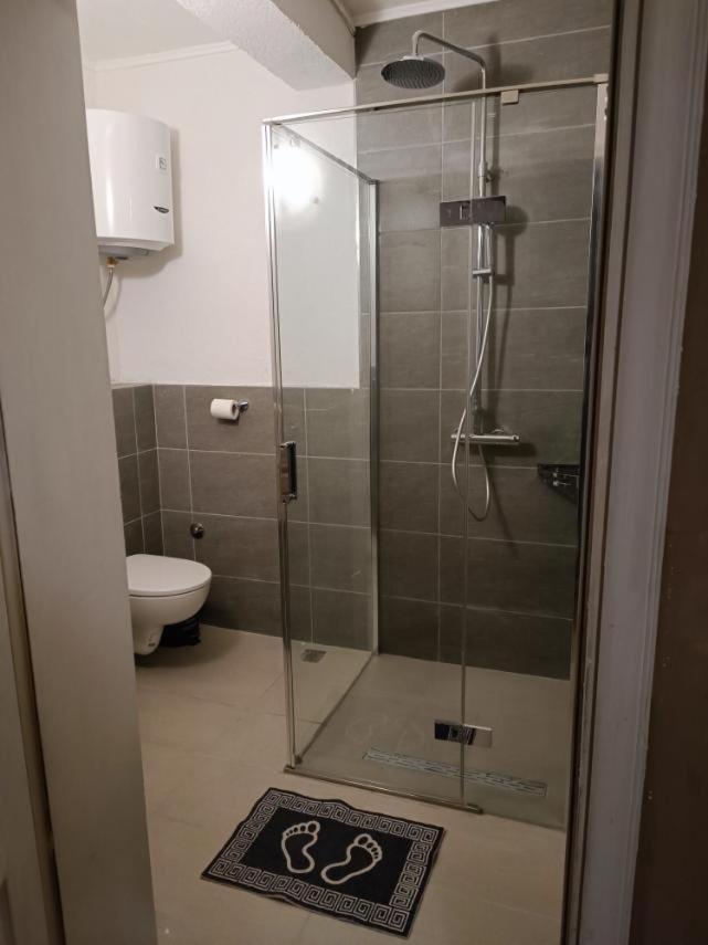 Hostel Anton Tivat Dış mekan fotoğraf